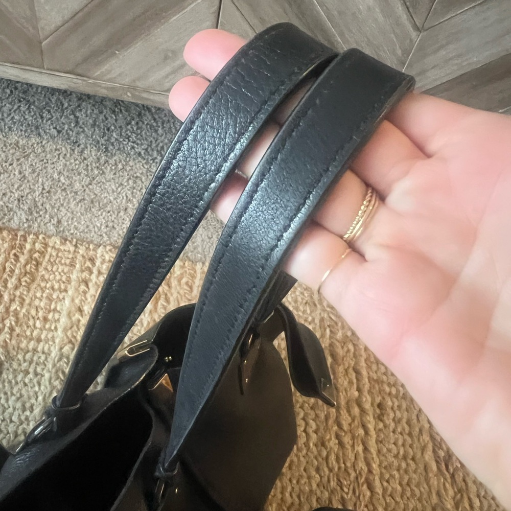 Chloe Vick Tote Black Leather - Picture 11 of 16